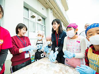 離島実習でイベントのお手伝い